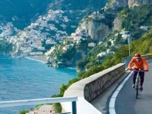 cycling along the amalfi coast